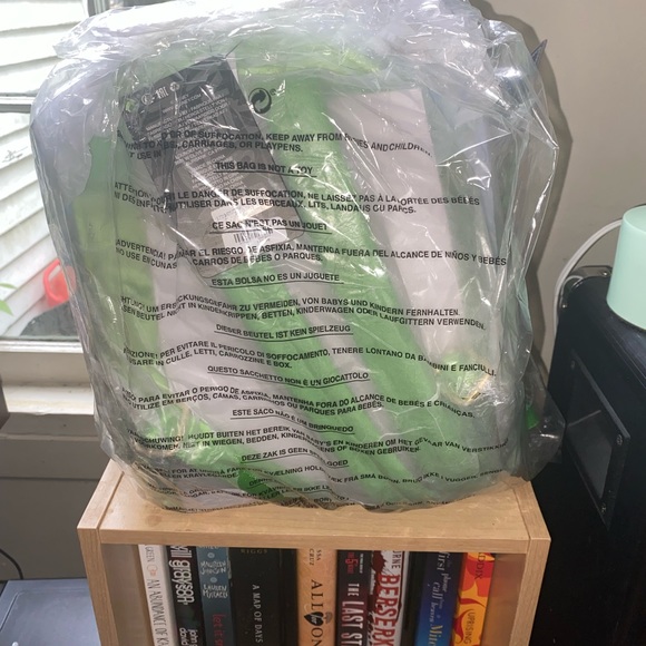 Tinker Bell backpack - Picture 2 of 5